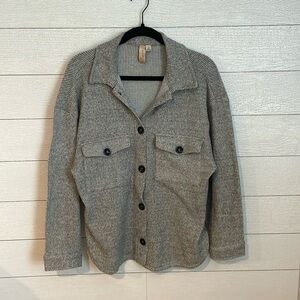 Misia Women's Grey‎ Button Front Shacket Size Medium Fall Grunge Warm